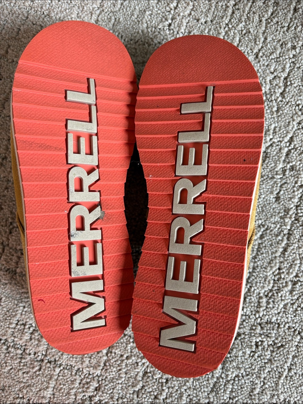 Merrell Suede Mule Clogs in Mustard Yellow - Picture 4 of 4